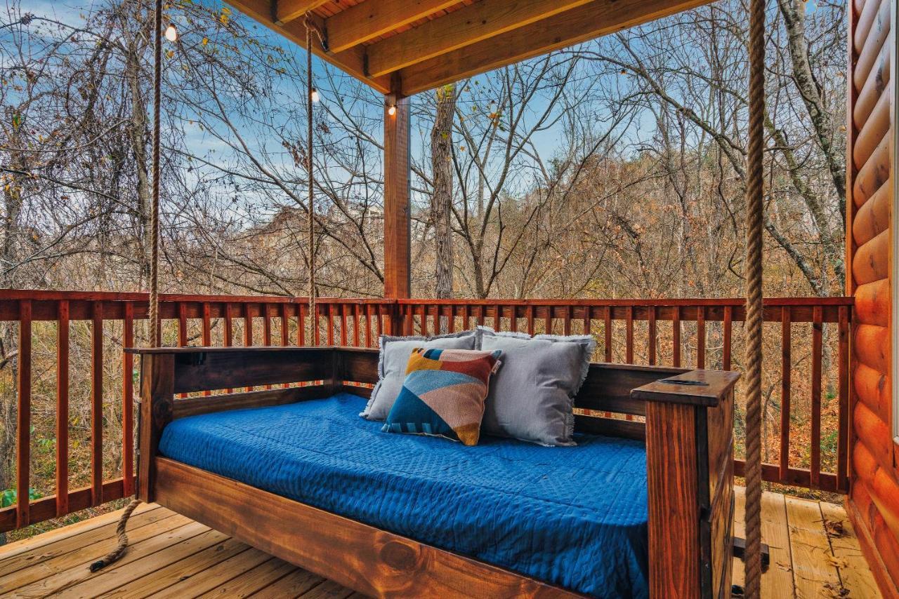 Mountains R Calling, Cozy Hideaway, King Beds, Hot-Tub, Arcade, Ev Ready Pigeon Forge Bagian luar foto