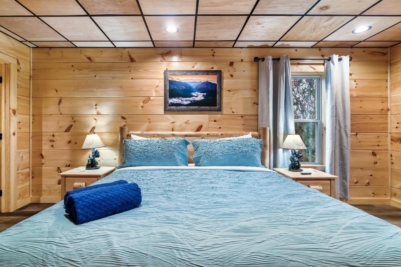 Mountains R Calling, Cozy Hideaway, King Beds, Hot-Tub, Arcade, Ev Ready Pigeon Forge Bagian luar foto
